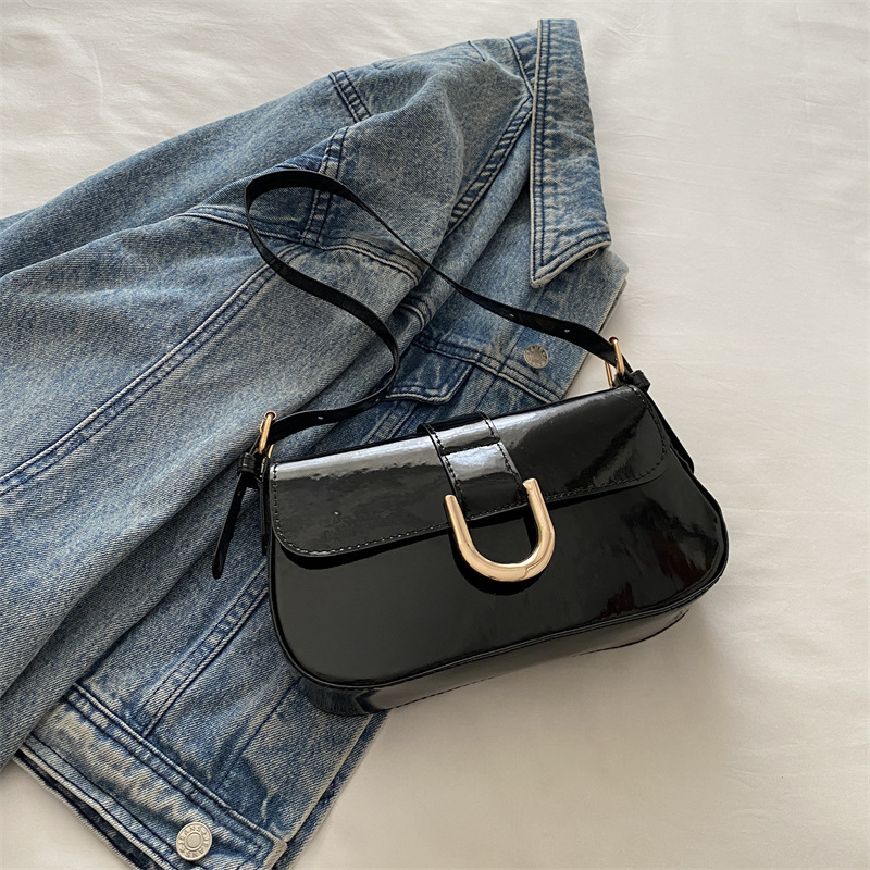 高級感包包女復古酒紅色馬蹄扣時尚手提腋下包肩斜挎包